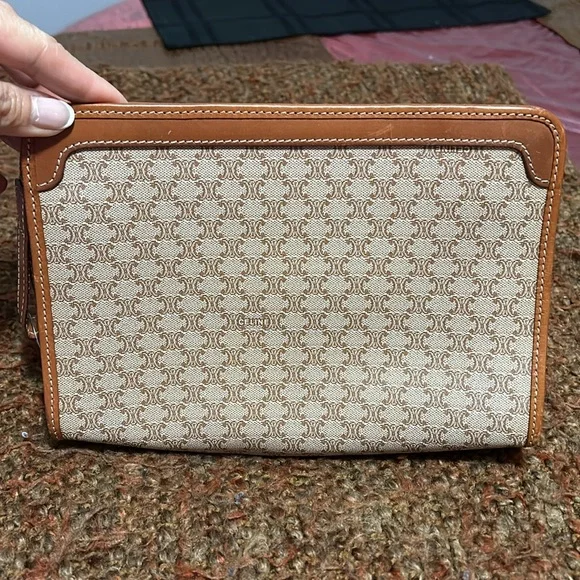 SOLD❤️Authentic Vintage Celine Macadam Small clutch - Picture 3 of 15